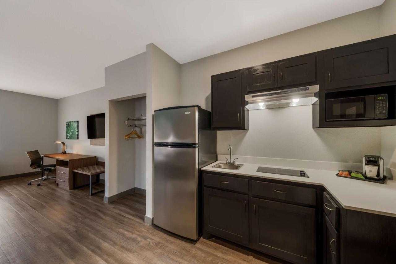 Best Western Bowie Inn & Suites Extérieur photo
